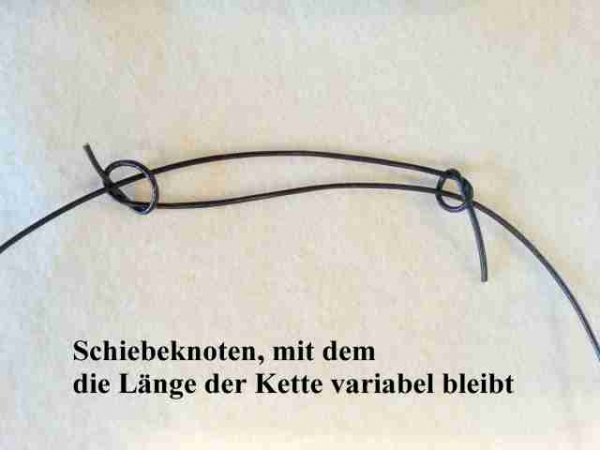 Filzperlenkette rot fünffarbig